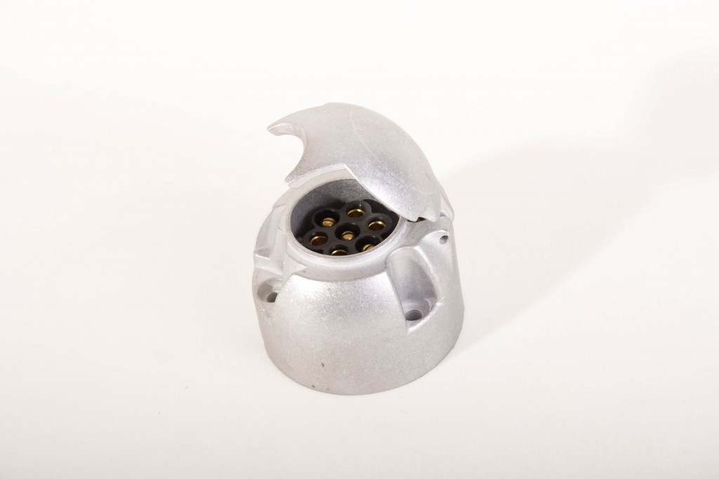 Stekkerdoos 7 polig en 12v