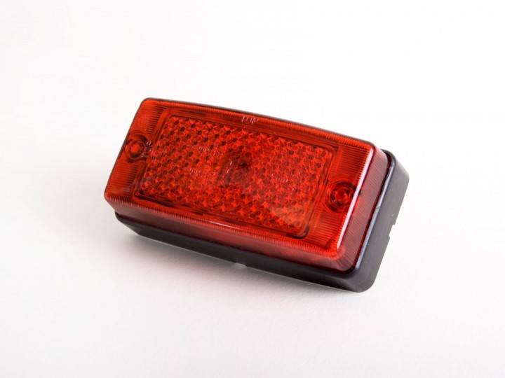Hella Zijmarkeringslamp rood met reflector TIJDELIJK UITVERKOCHT!!! Hella Zijmarkeringslamp rood met reflector TIJDELIJK UITVERKOCHT!!!